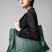KUGIRI | 日本製の革バッグ、小物、ペンケース
